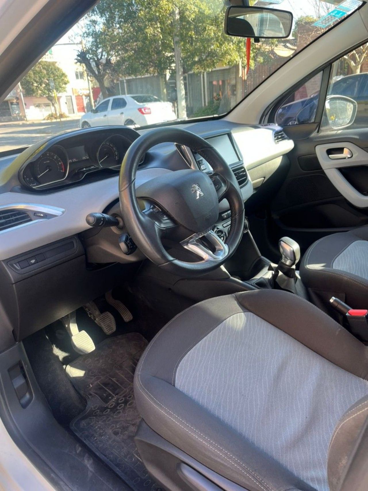 Peugeot 208 Usado Financiado en Córdoba, deRuedas
