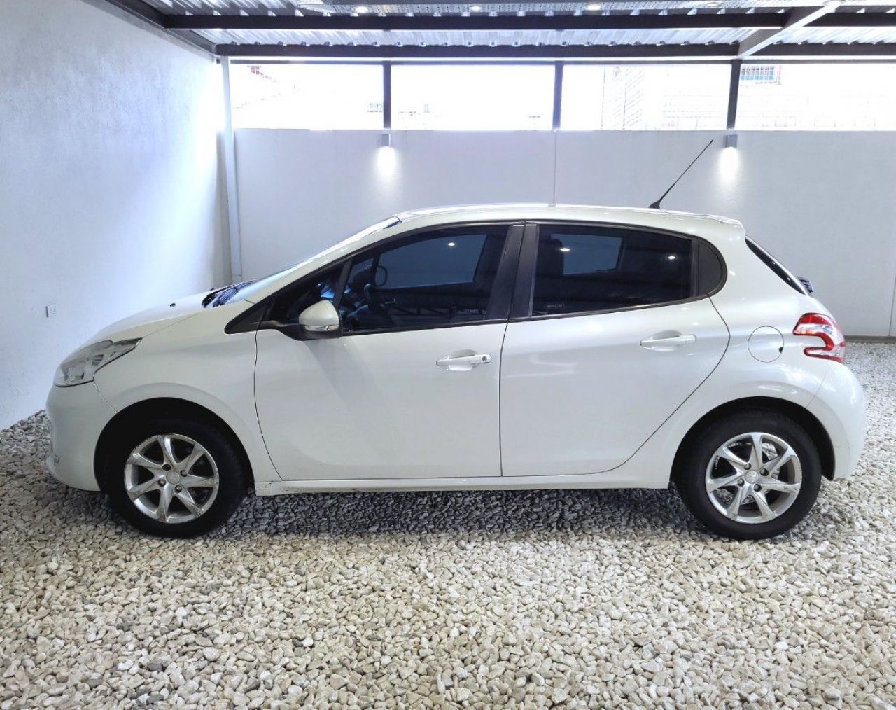 Peugeot 208 Usado Financiado en Córdoba, deRuedas