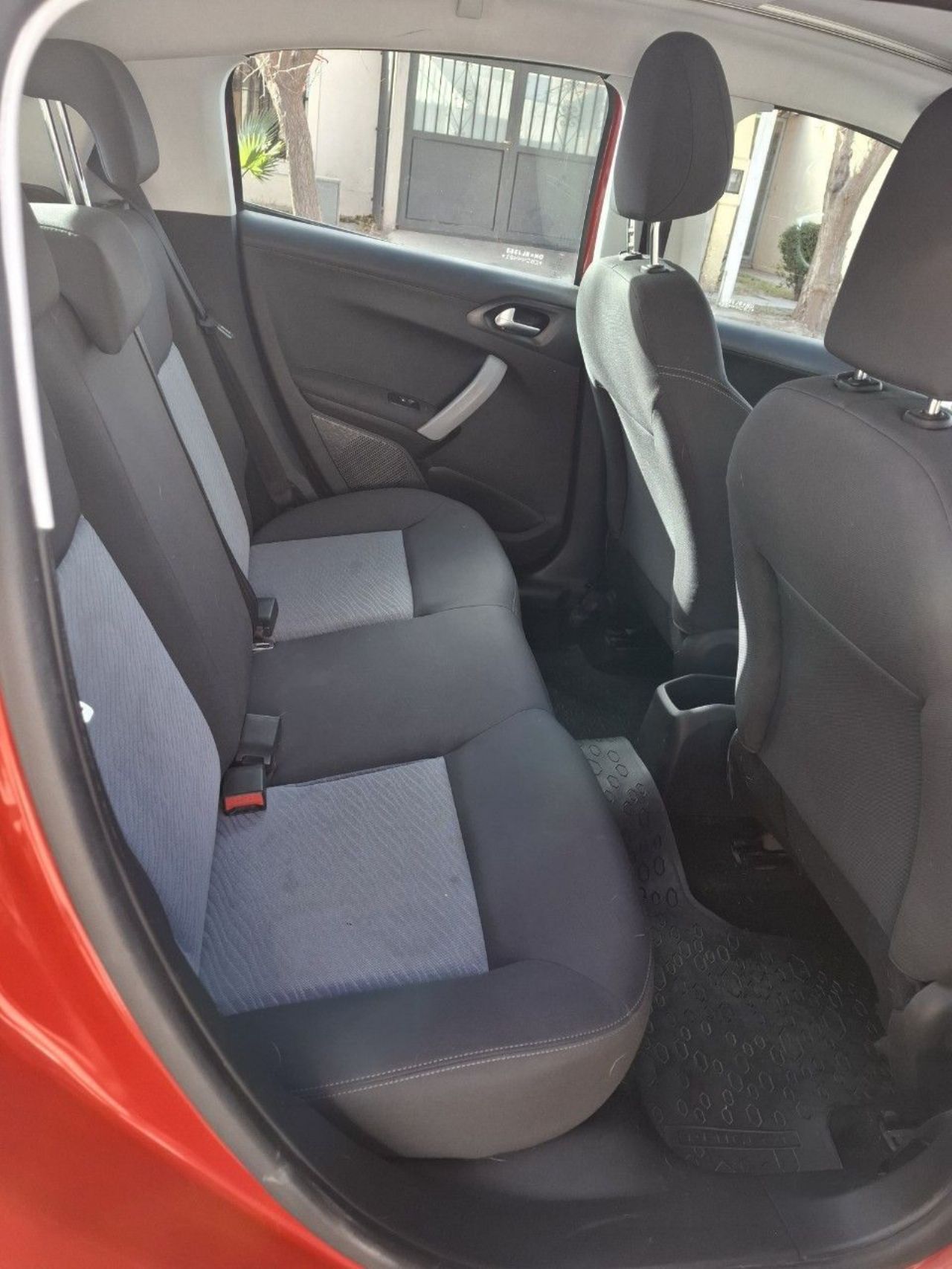 Peugeot 208 Usado en Mendoza, deRuedas
