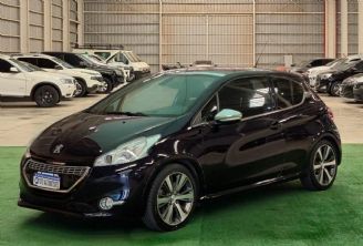Peugeot 208 Usado en Córdoba Financiado