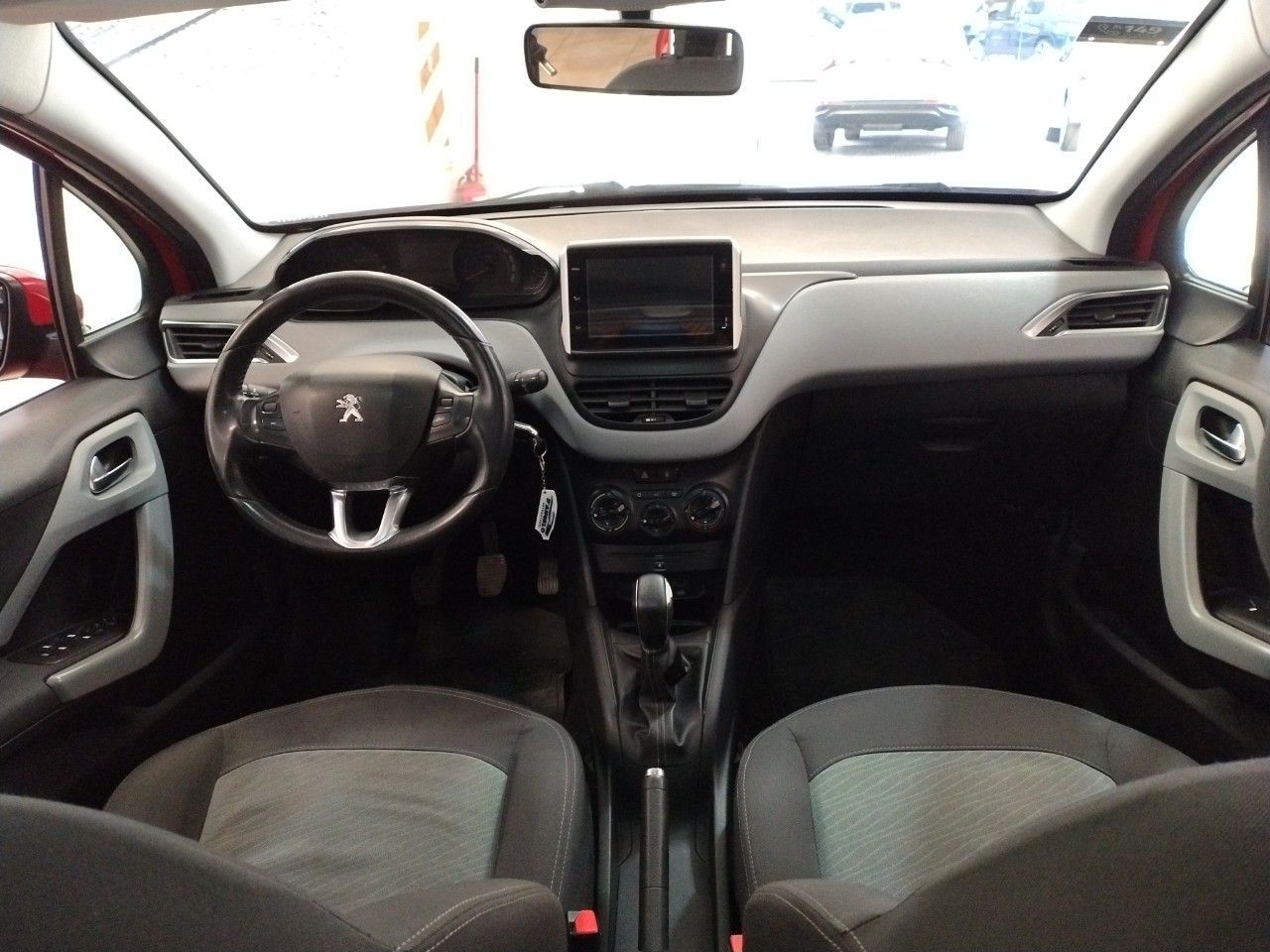 Peugeot 208 Usado Financiado en Mendoza, deRuedas