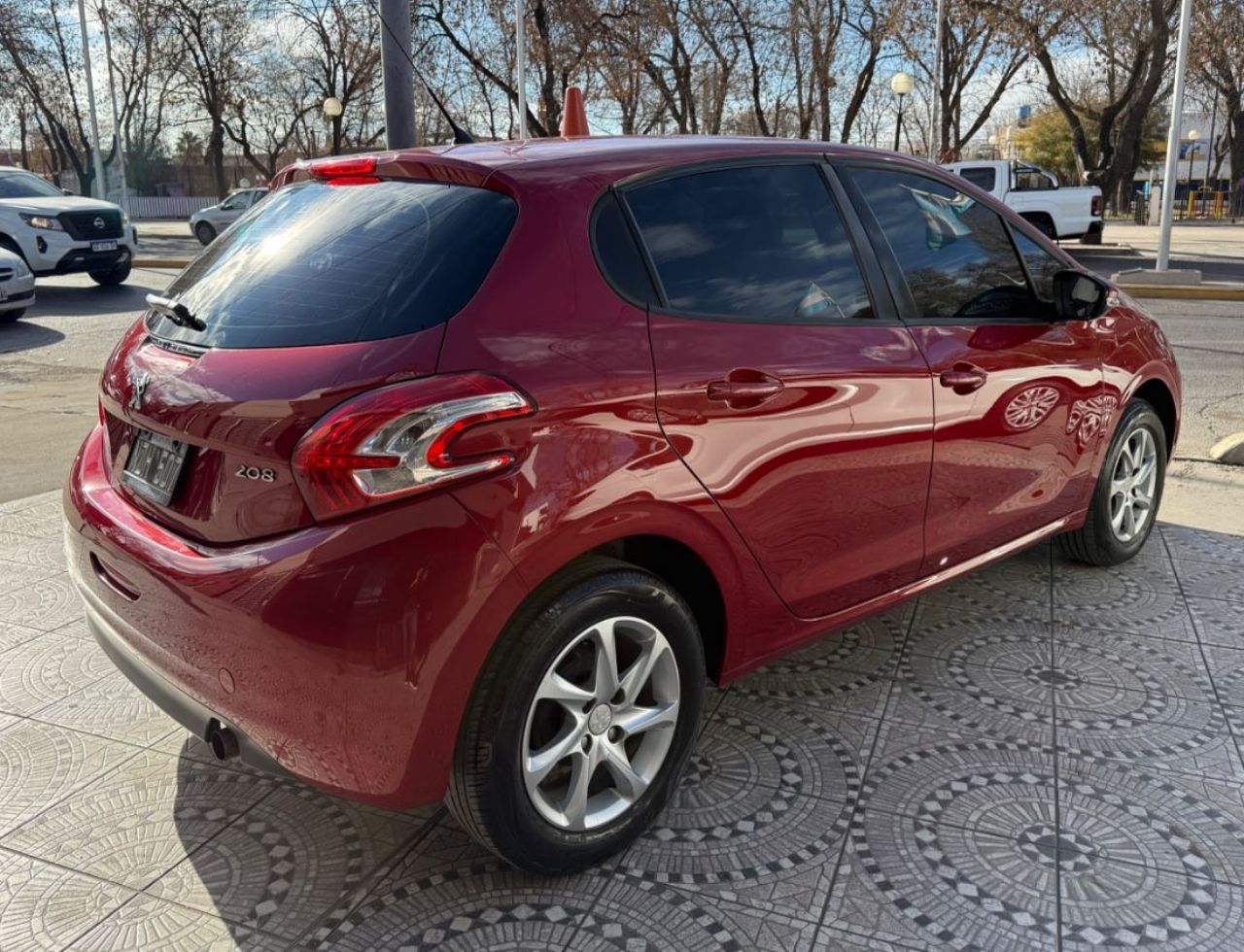 Peugeot 208 Usado Financiado en Mendoza, deRuedas