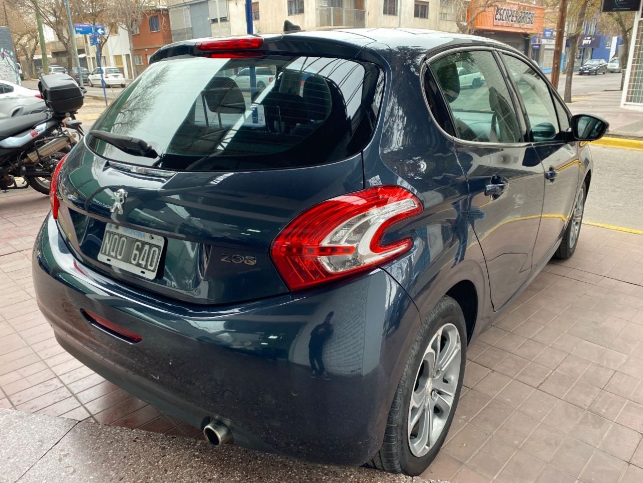 Peugeot 208 Usado Financiado en Mendoza, deRuedas