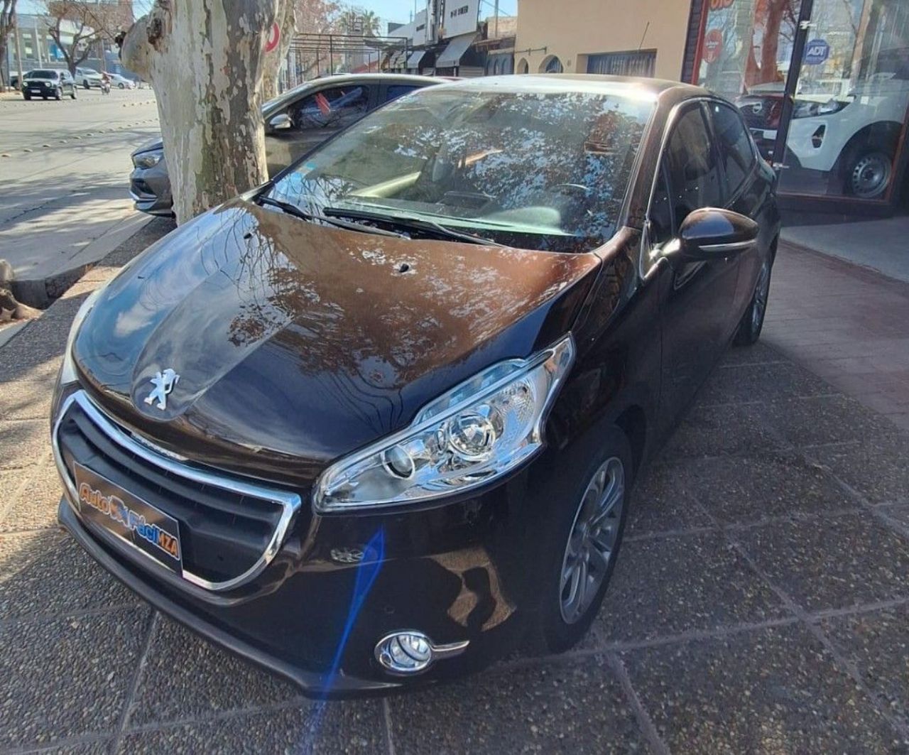 Peugeot 208 Usado Financiado en Mendoza, deRuedas