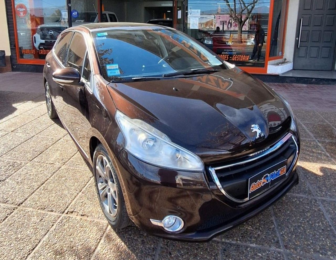 Peugeot 208 Usado Financiado en Mendoza, deRuedas