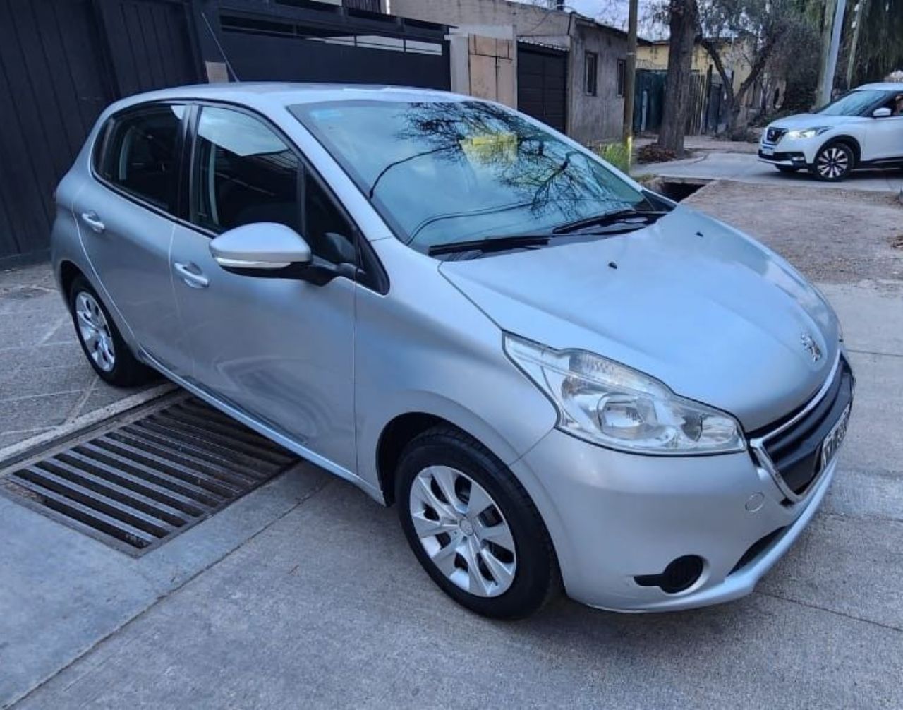 Peugeot 208 Usado en Mendoza, deRuedas