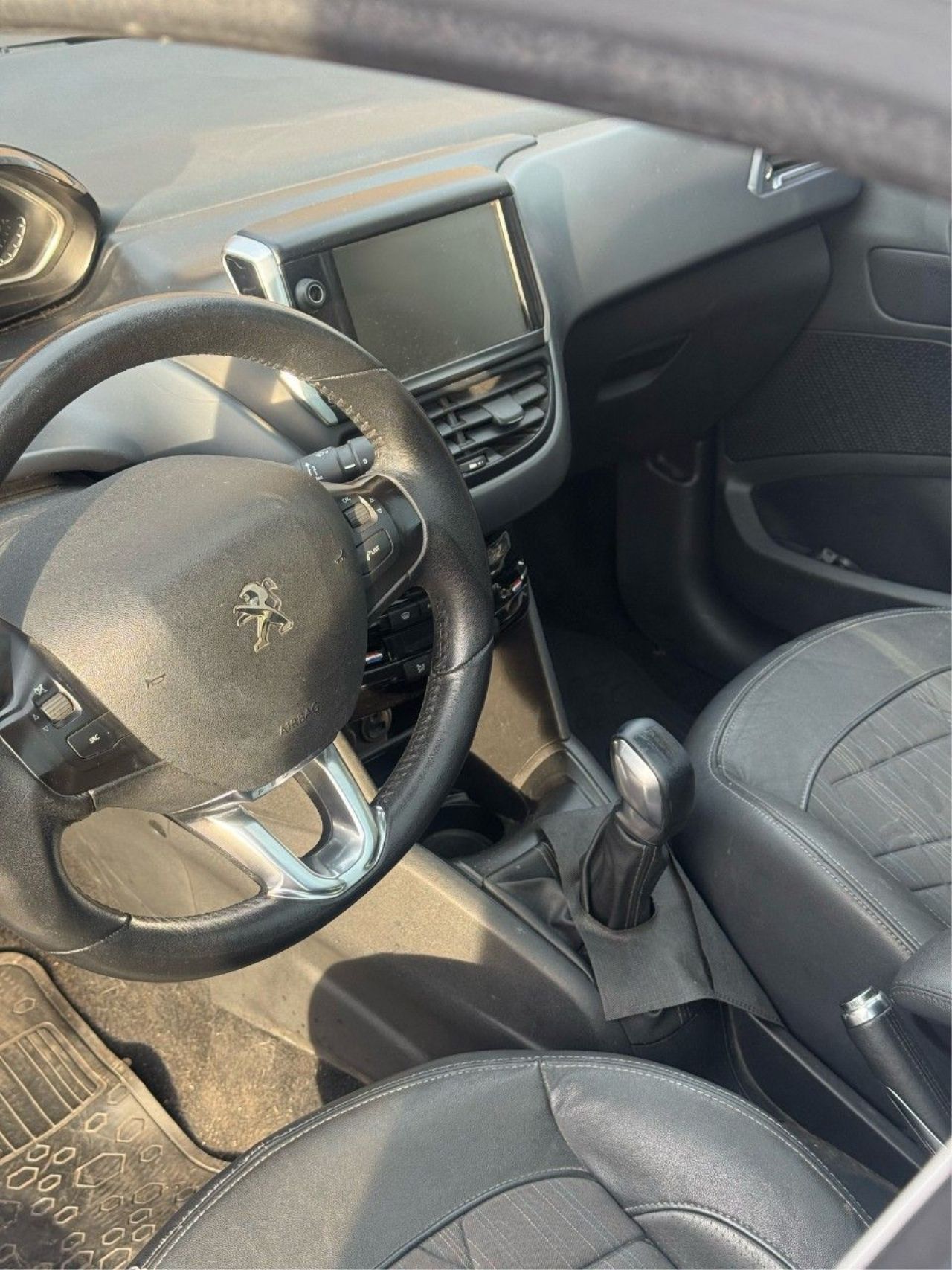 Peugeot 208 Usado en Mendoza, deRuedas