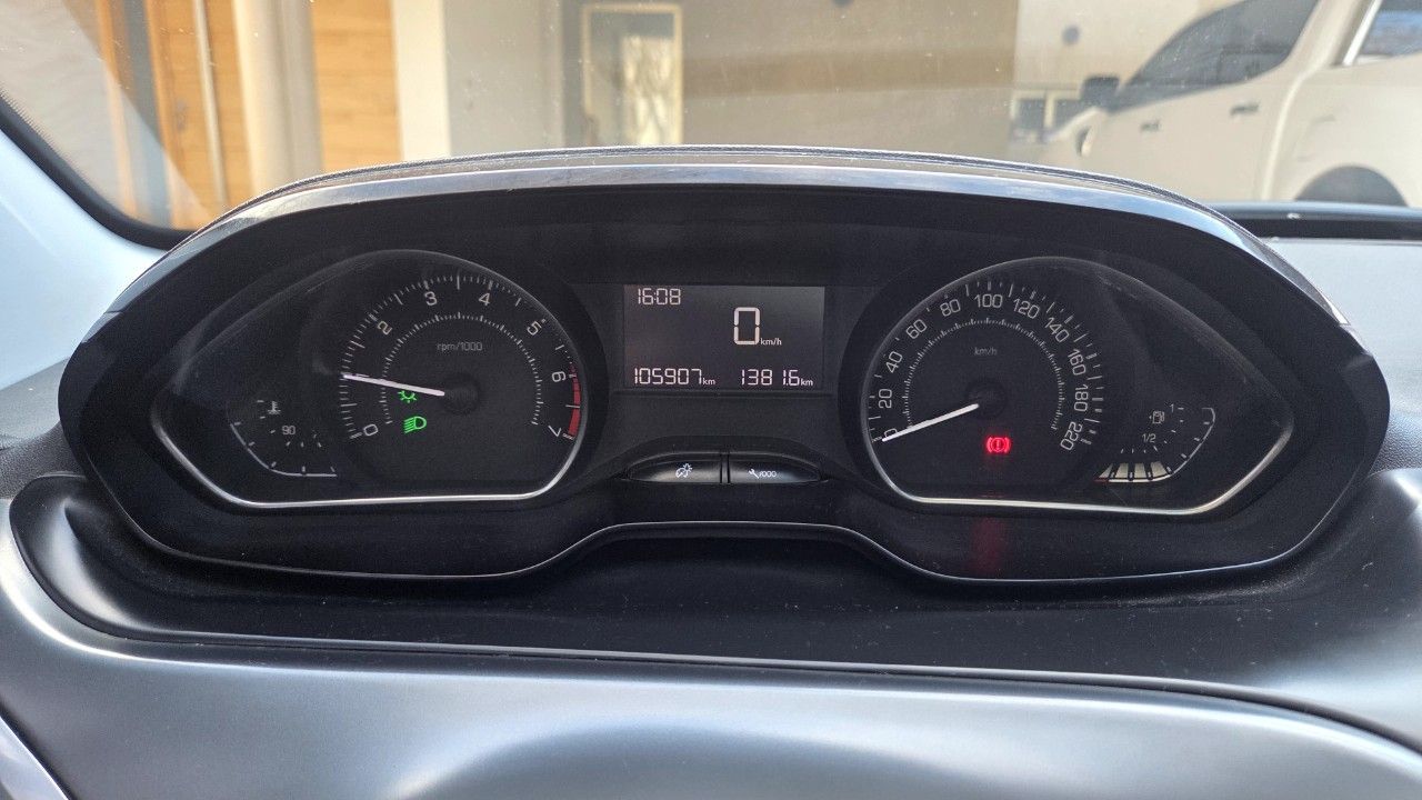 Peugeot 208 Usado en Mendoza, deRuedas