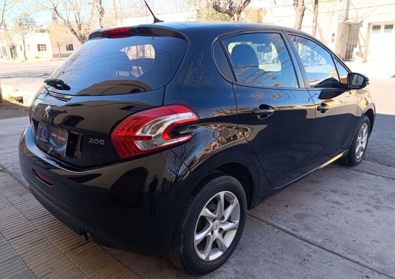 Peugeot 208 Usado Financiado en Mendoza, deRuedas