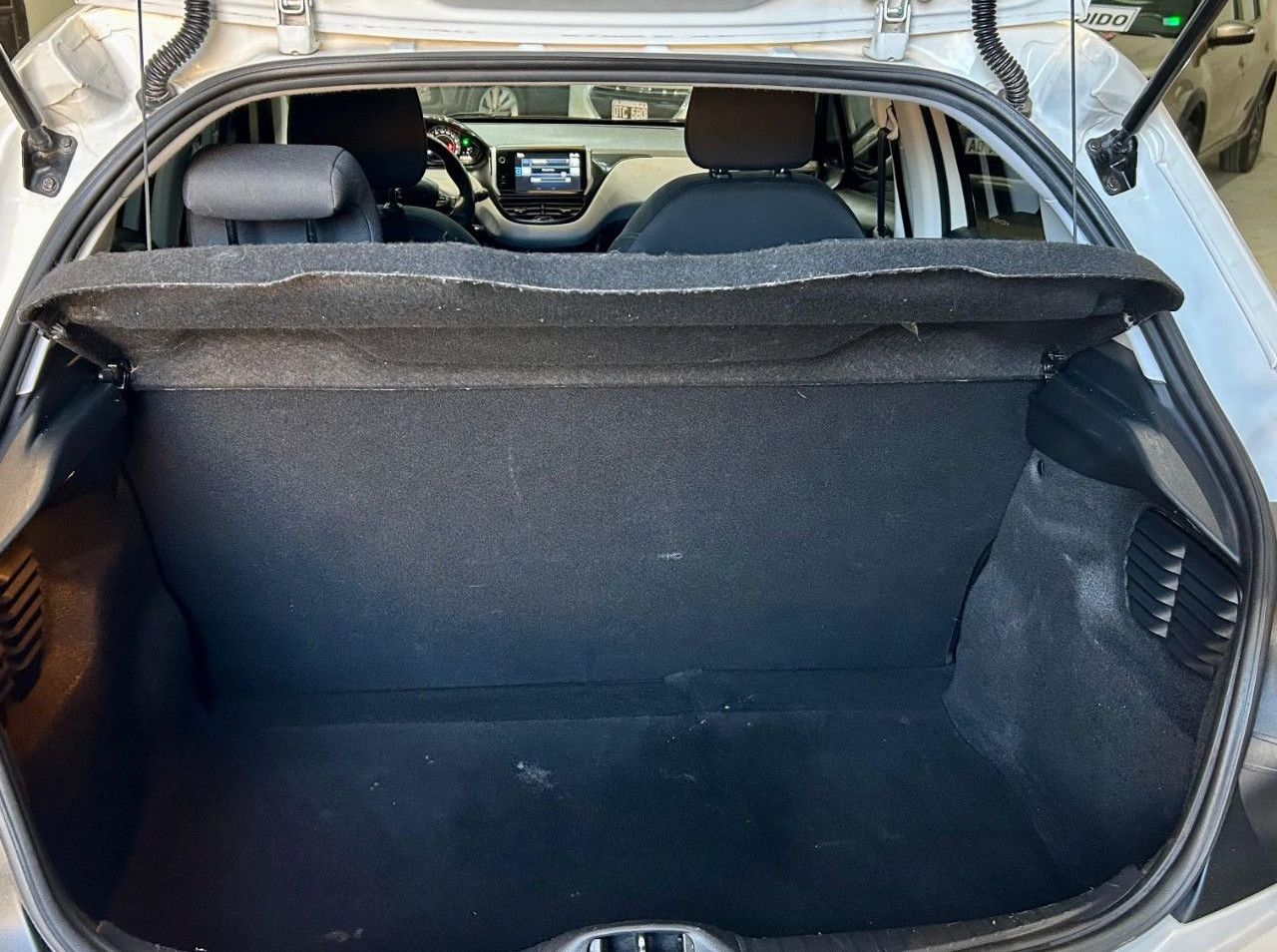 Peugeot 208 Usado Financiado en Córdoba, deRuedas