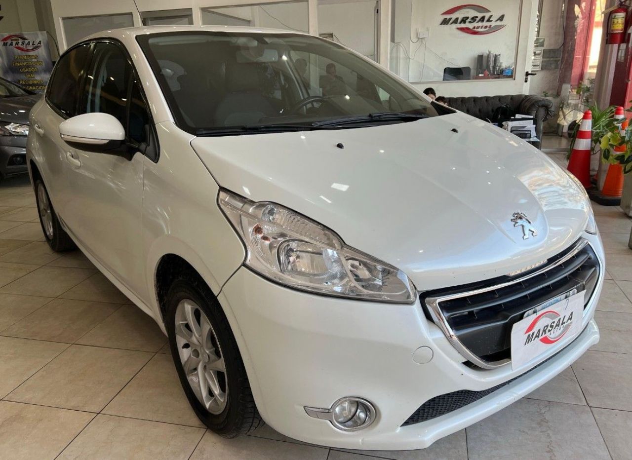 Peugeot 208 Usado Financiado en Mendoza, deRuedas
