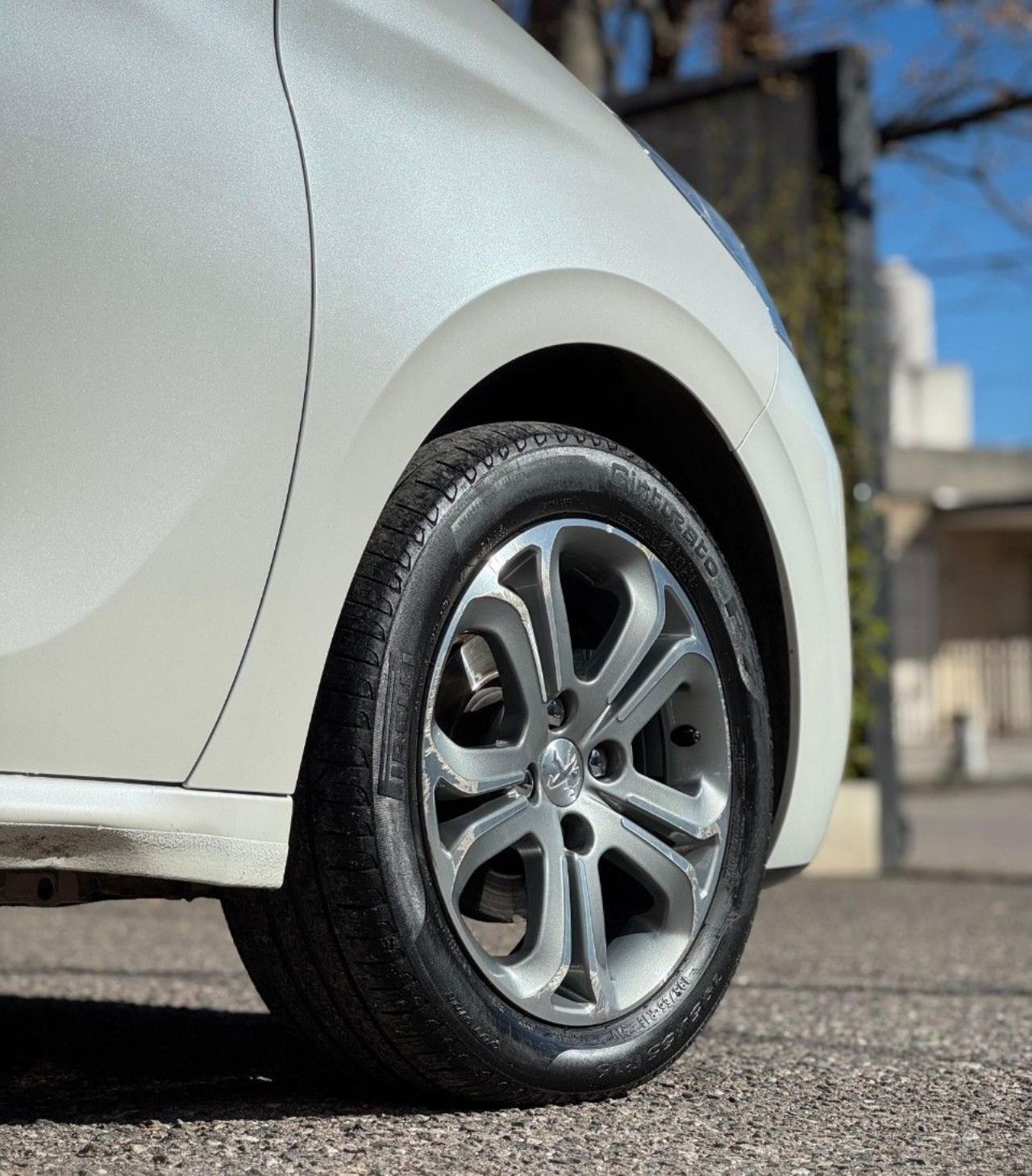 Peugeot 208 Usado Financiado en Córdoba, deRuedas