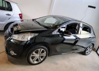 Peugeot 208 Usado en Córdoba Financiado