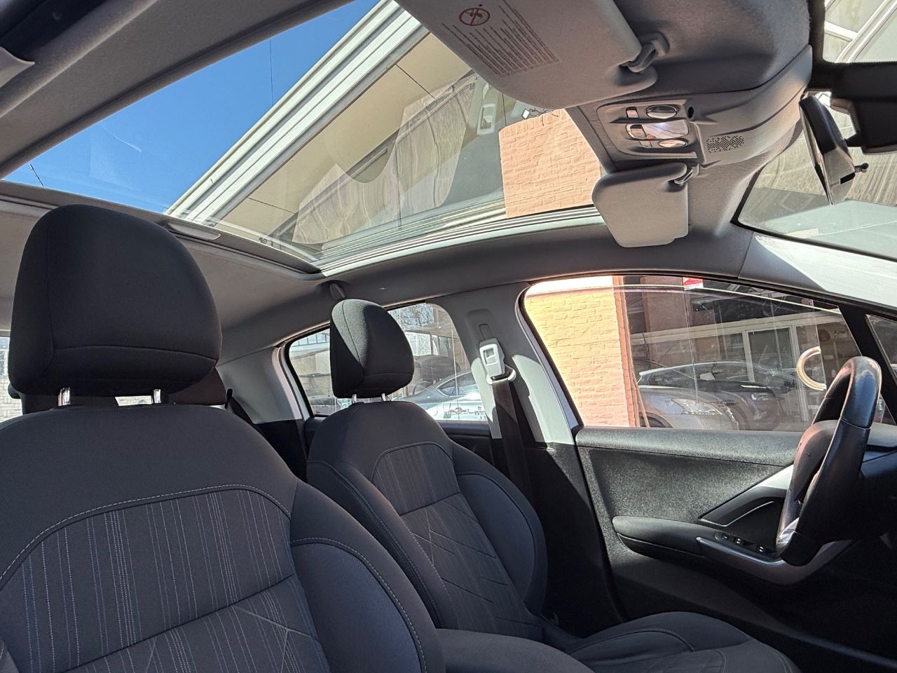Peugeot 208 Usado Financiado en Mendoza, deRuedas