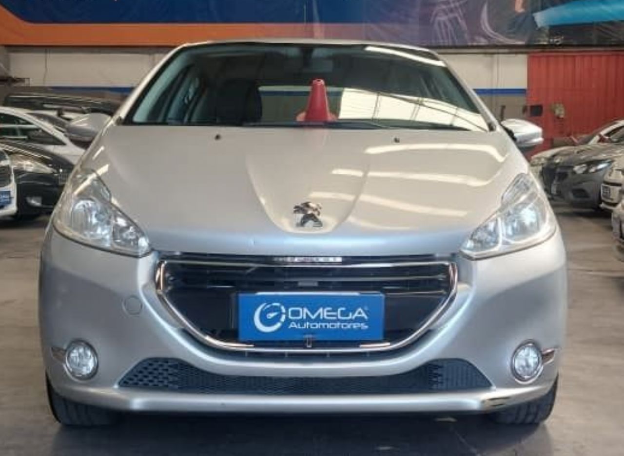 Peugeot 208 Usado Financiado en Mendoza, deRuedas