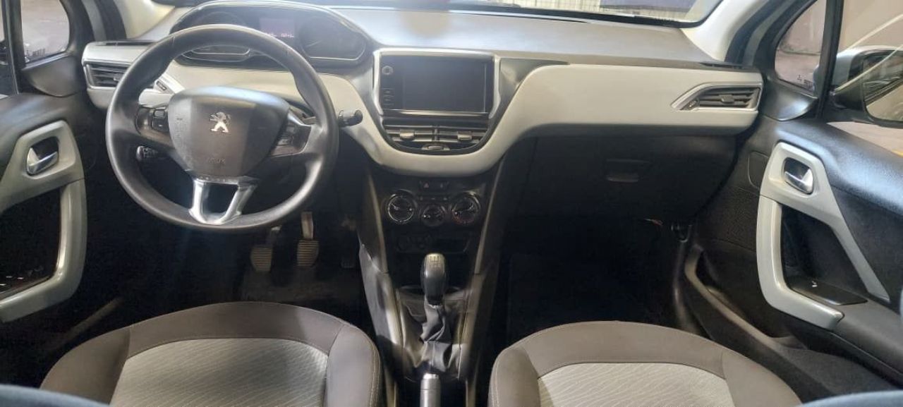 Peugeot 208 Usado Financiado en Mendoza, deRuedas