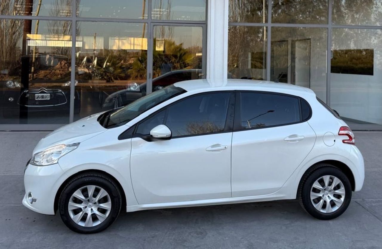 Peugeot 208 Usado en Mendoza, deRuedas