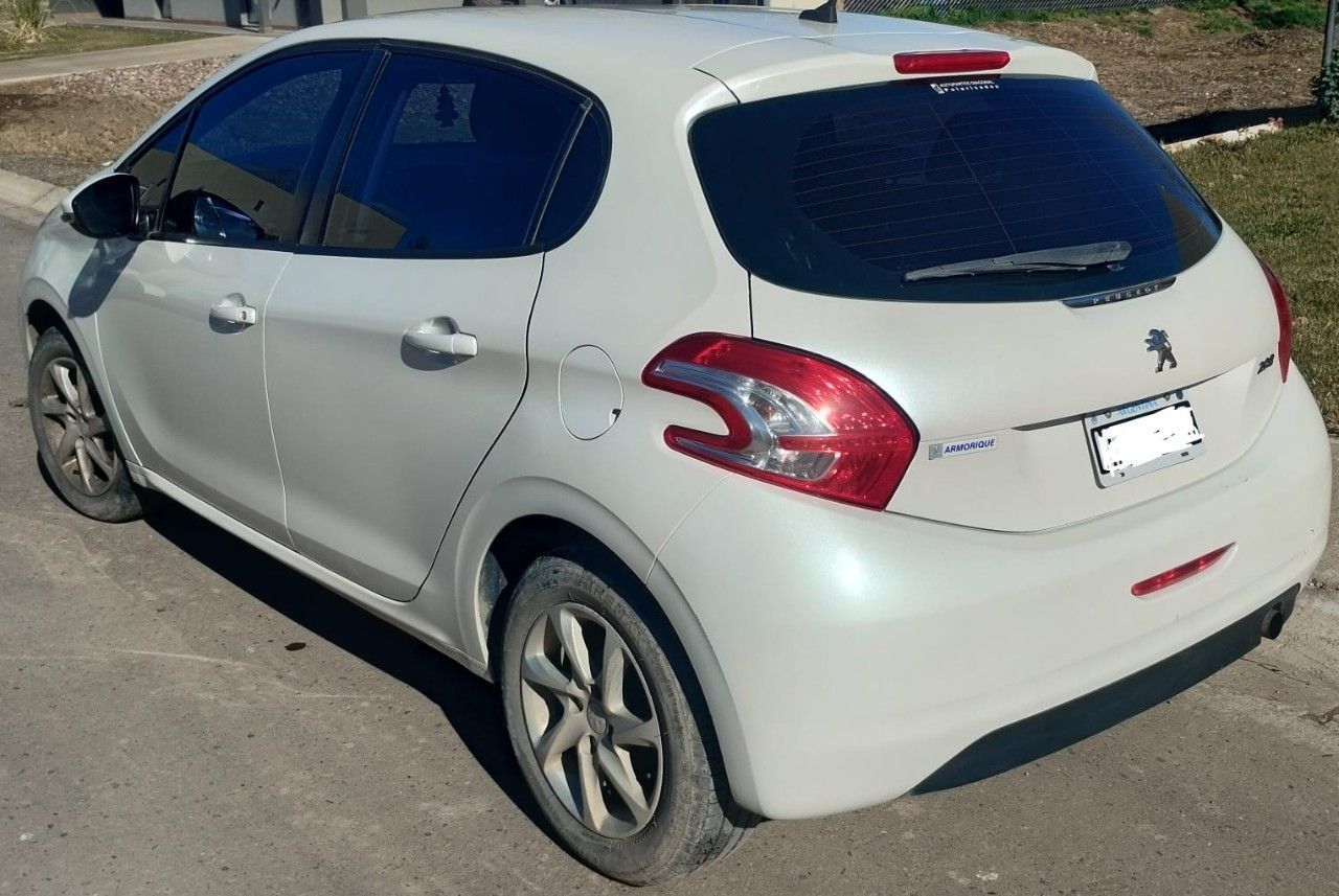 Peugeot 208 Usado en Neuquén, deRuedas
