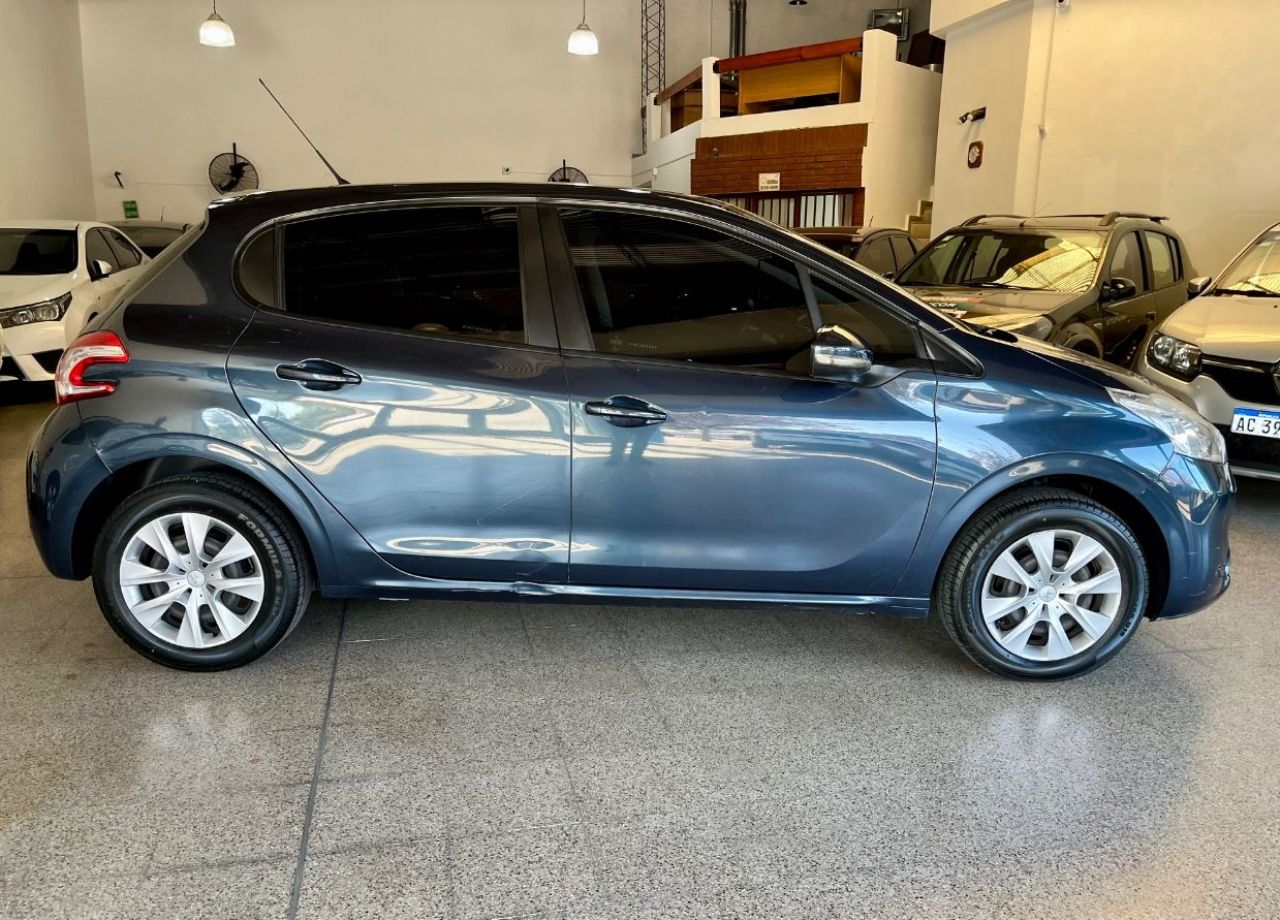 Peugeot 208 Usado Financiado en Córdoba, deRuedas