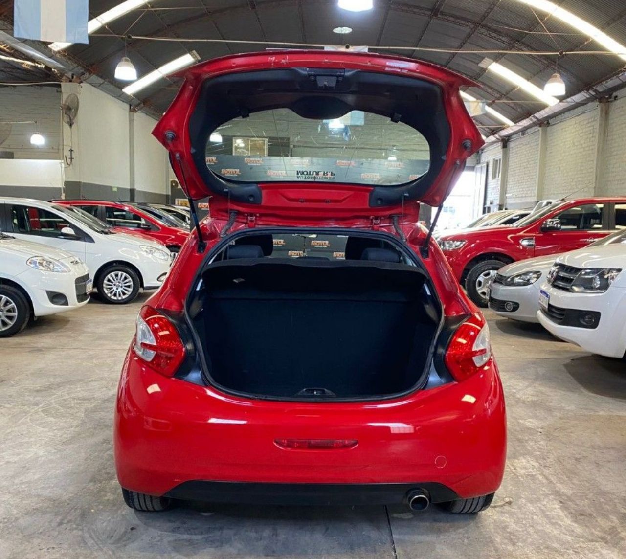 Peugeot 208 Usado en Mendoza, deRuedas