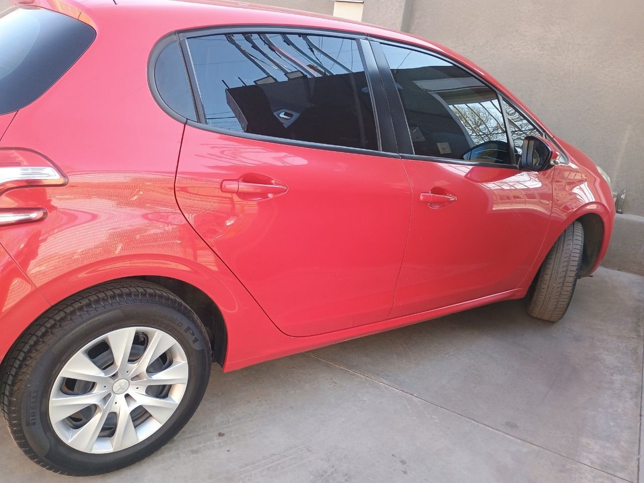 Peugeot 208 Usado en San Juan, deRuedas
