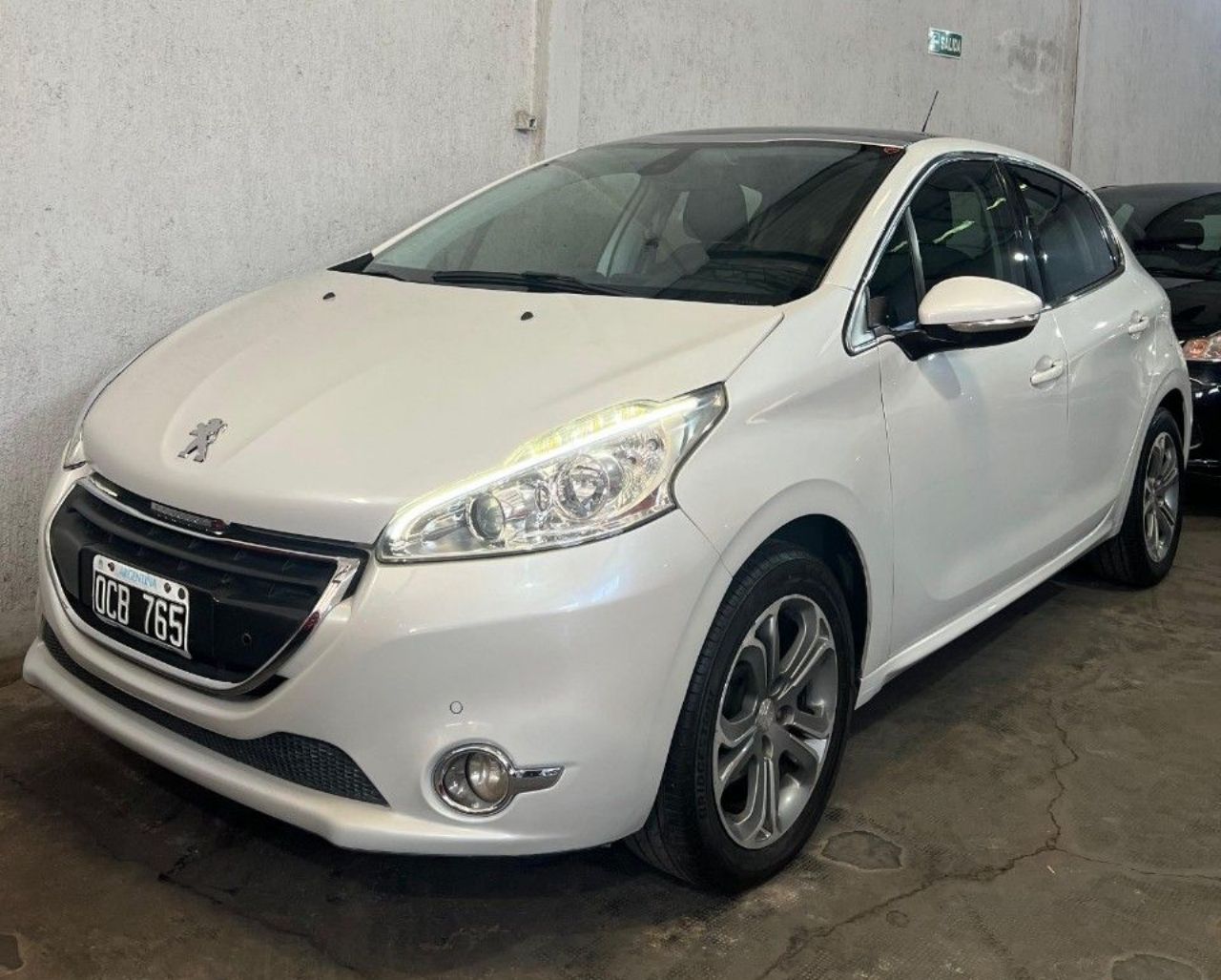 Peugeot 208 Usado Financiado en Mendoza, deRuedas