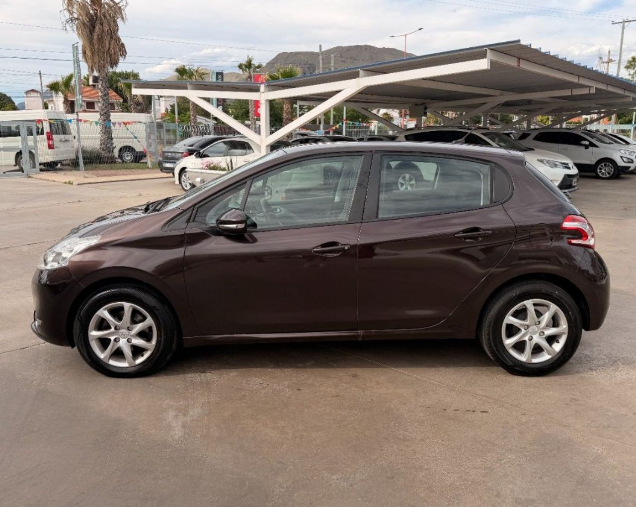 Peugeot 208 Usado en San Luis, deRuedas