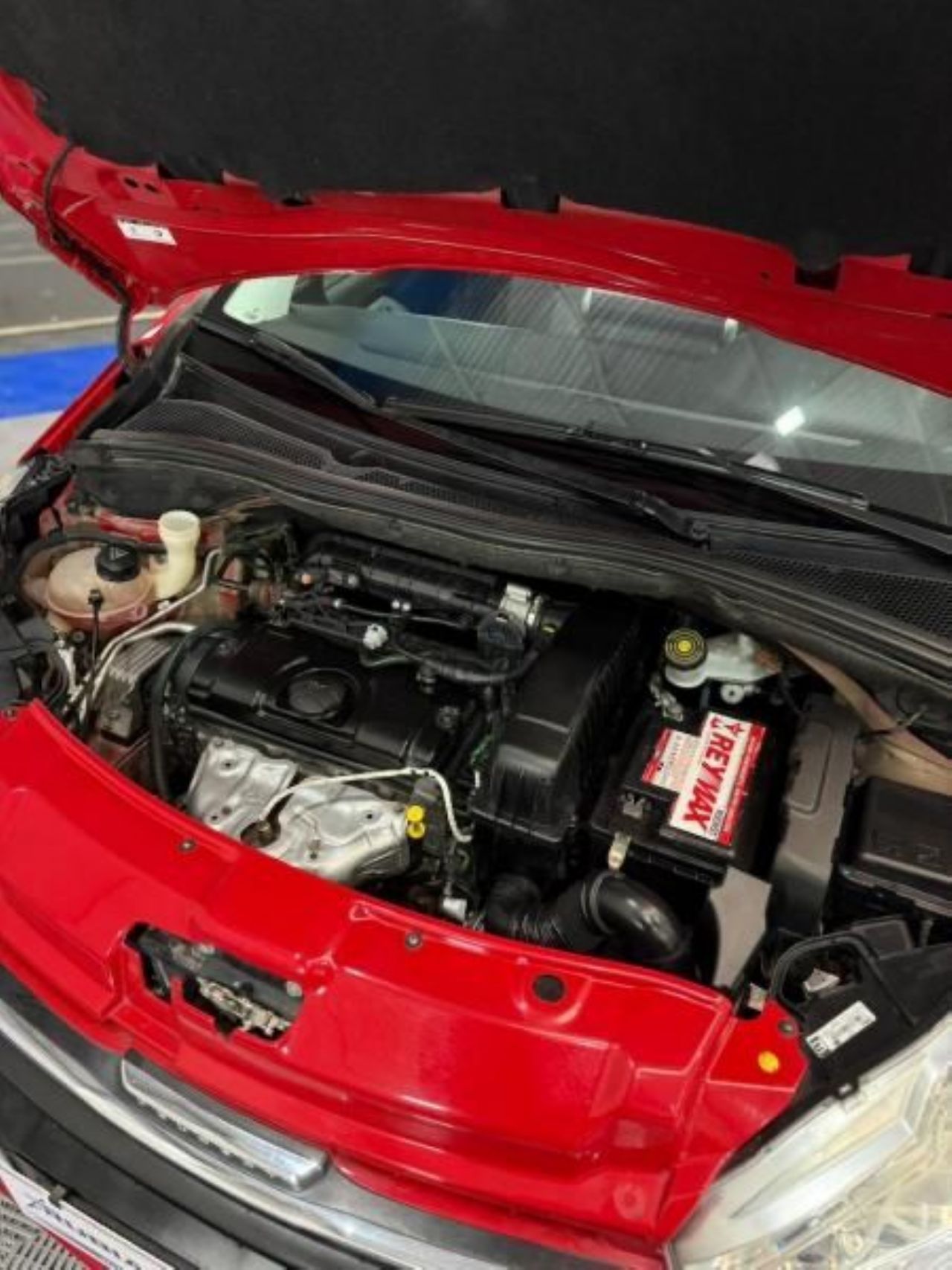 Peugeot 208 Usado Financiado en San Juan, deRuedas