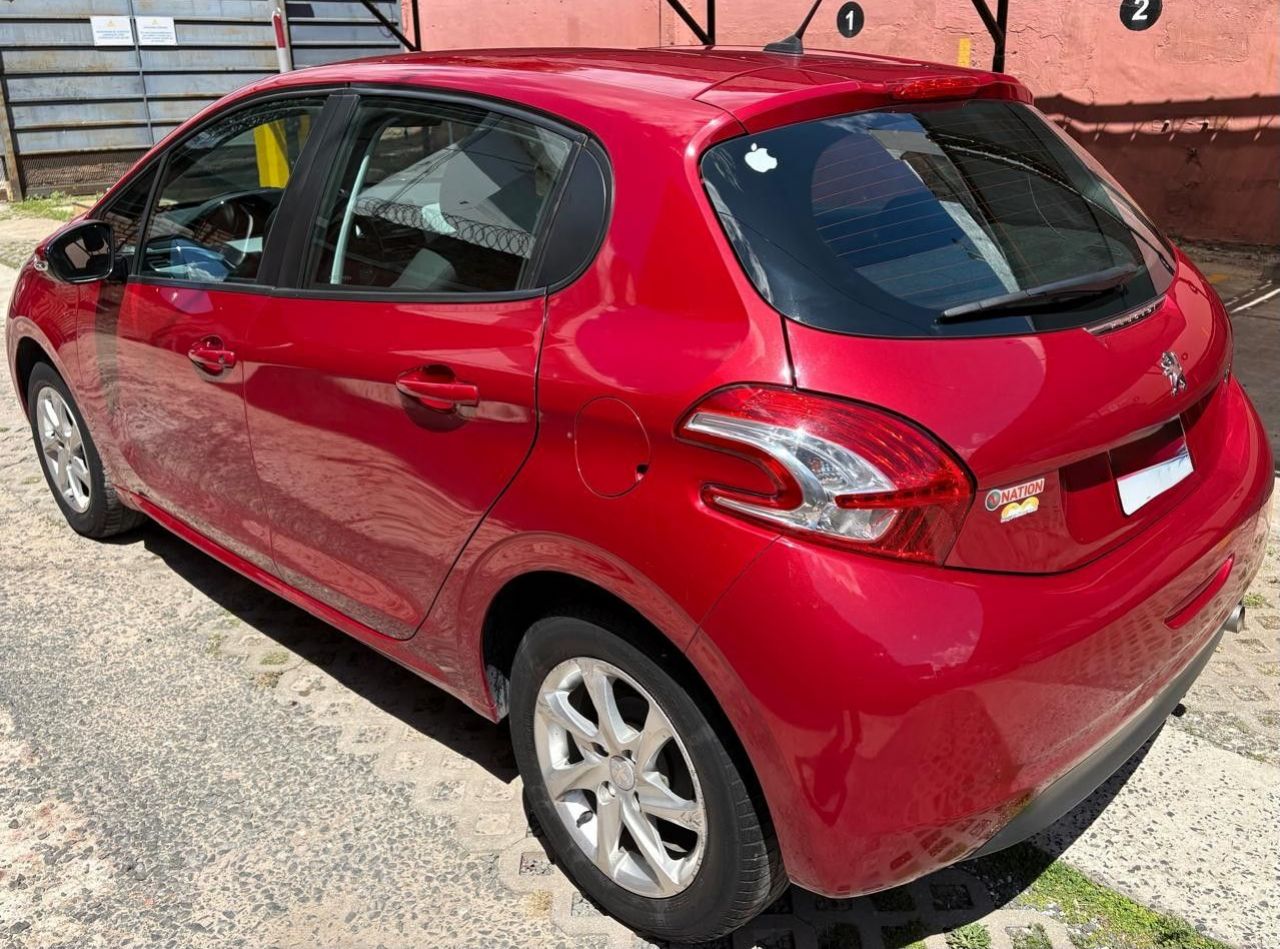 Peugeot 208 Usado en Santa Fe, deRuedas