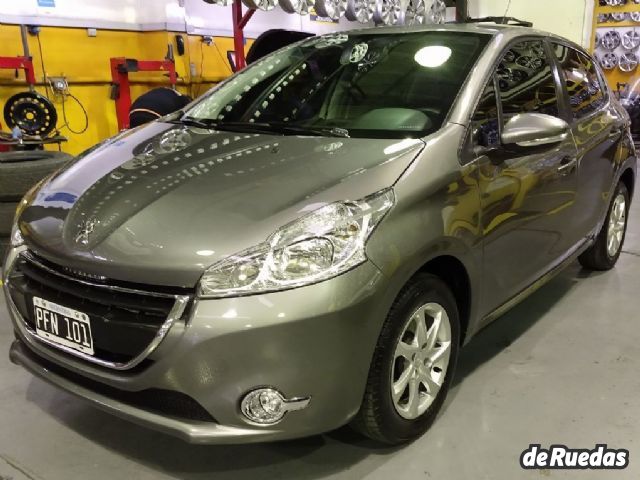 Peugeot 208 Usado en Mendoza, deRuedas