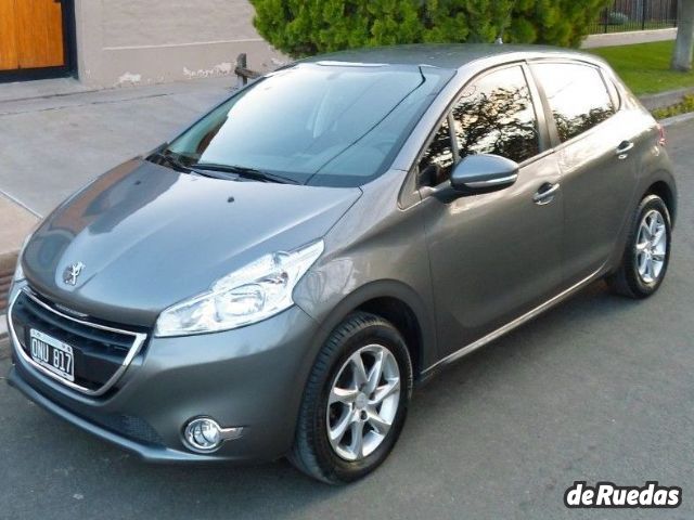 Peugeot 208 Usado en Mendoza, deRuedas