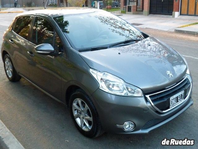 Peugeot 208 Usado en Mendoza, deRuedas