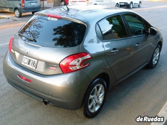 Peugeot 208 Usado en Mendoza, deRuedas