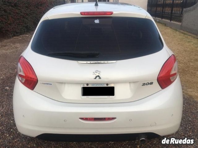 Peugeot 208 Usado en Mendoza, deRuedas