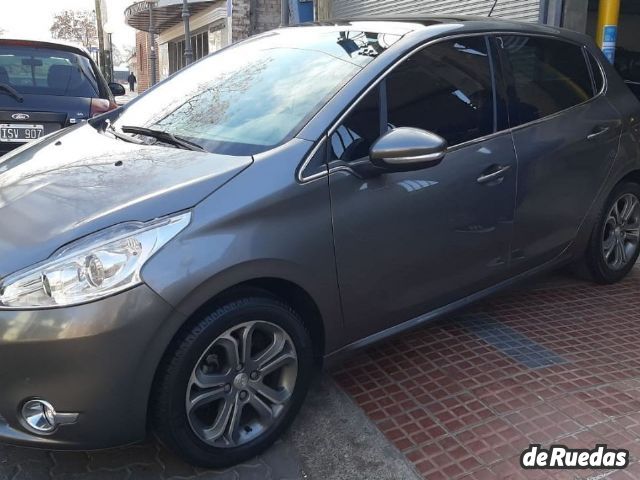 Peugeot 208 Usado en Mendoza, deRuedas