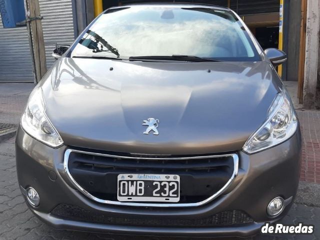 Peugeot 208 Usado en Mendoza, deRuedas