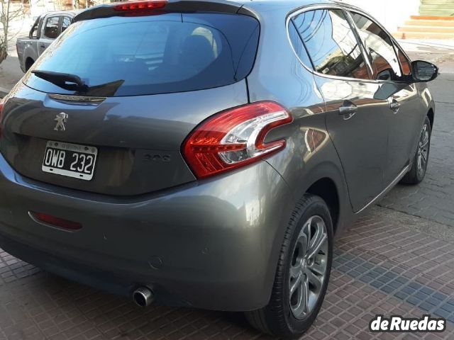 Peugeot 208 Usado en Mendoza, deRuedas