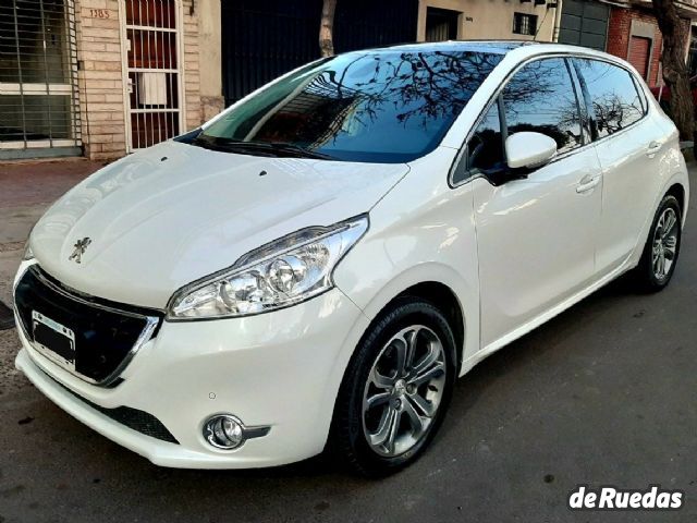 Peugeot 208 Usado en Mendoza, deRuedas