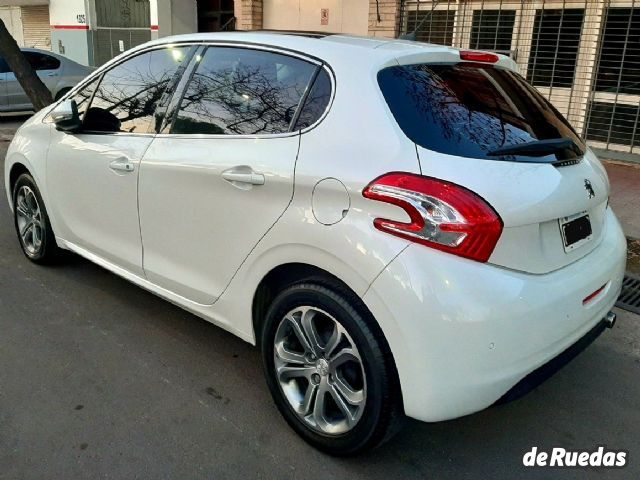 Peugeot 208 Usado en Mendoza, deRuedas