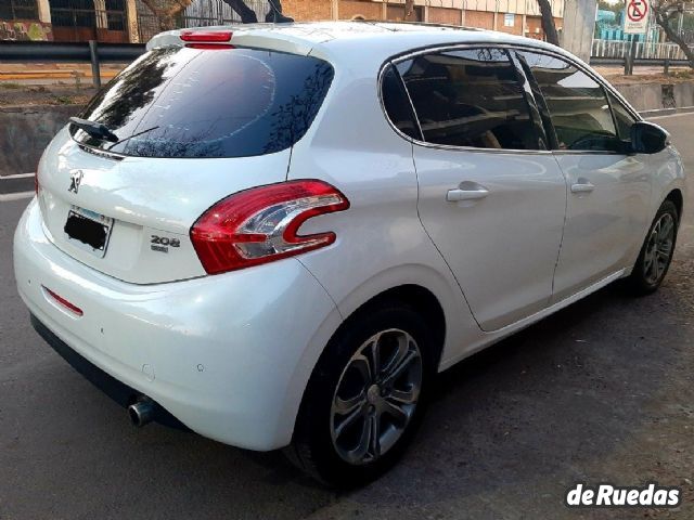 Peugeot 208 Usado en Mendoza, deRuedas