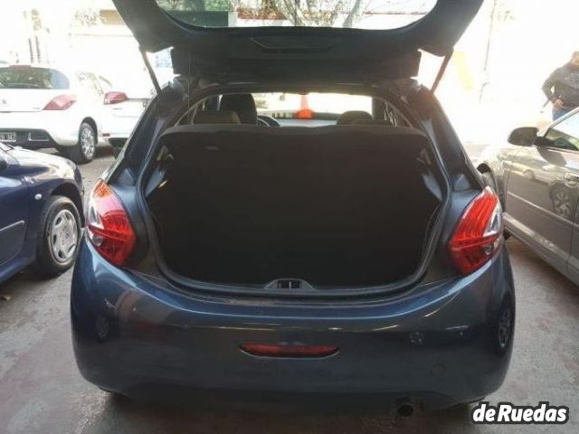 Peugeot 208 Usado en Mendoza, deRuedas