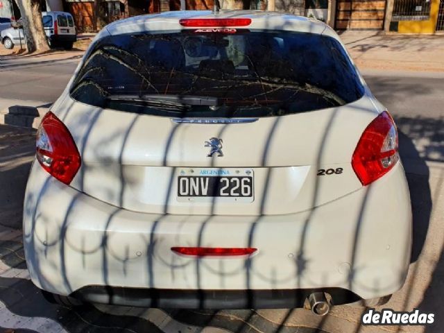 Peugeot 208 Usado en Mendoza, deRuedas