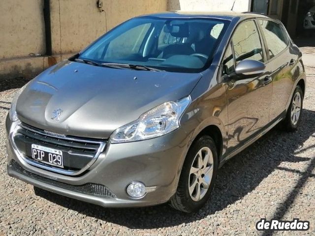 Peugeot 208 Usado en Mendoza, deRuedas