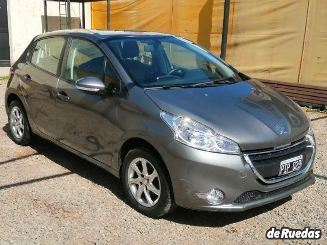 Peugeot 208 Usado en Mendoza, deRuedas