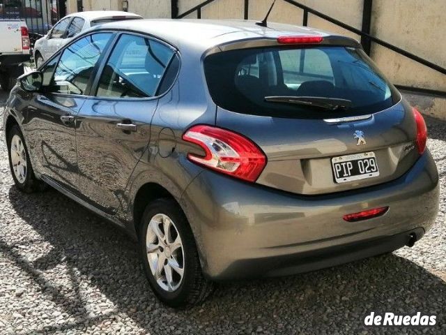 Peugeot 208 Usado en Mendoza, deRuedas