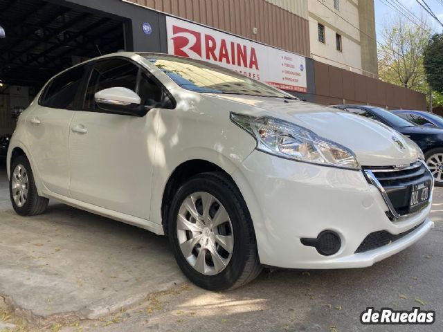 Peugeot 208 Usado en Mendoza, deRuedas