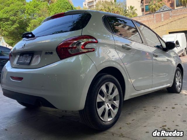 Peugeot 208 Usado en Mendoza, deRuedas