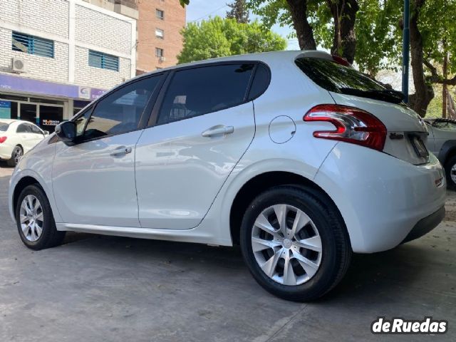 Peugeot 208 Usado en Mendoza, deRuedas