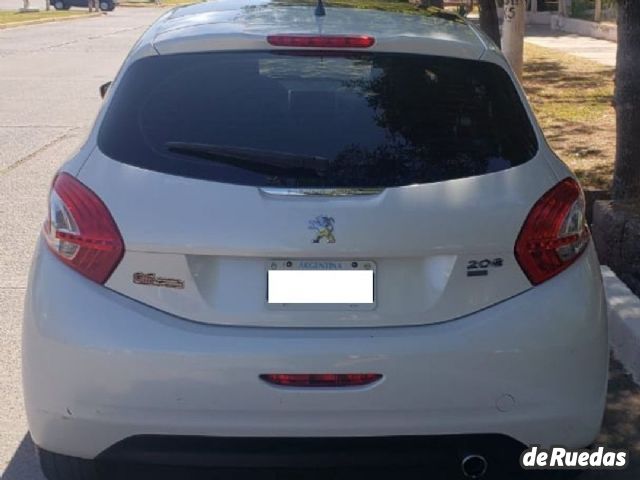 Peugeot 208 Usado en Mendoza, deRuedas