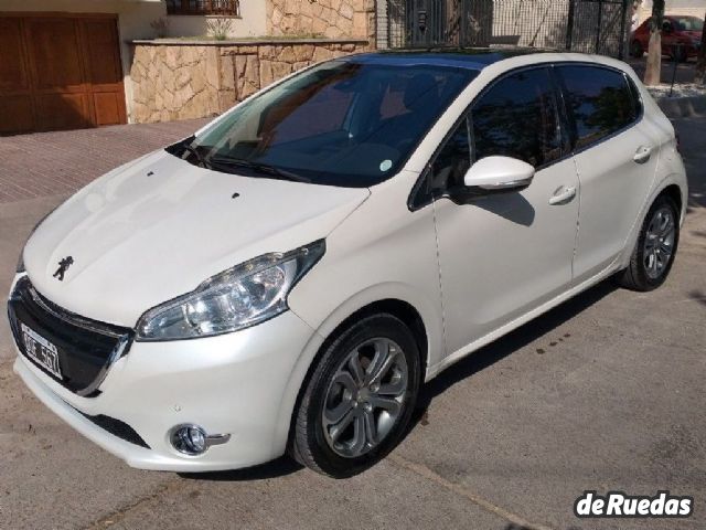 Peugeot 208 Usado en Mendoza, deRuedas